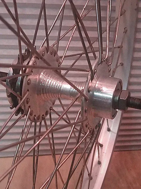 Old School Bmx 20" Rear Wheel High Flange Hub W Grooves 3/8" Extend Axles